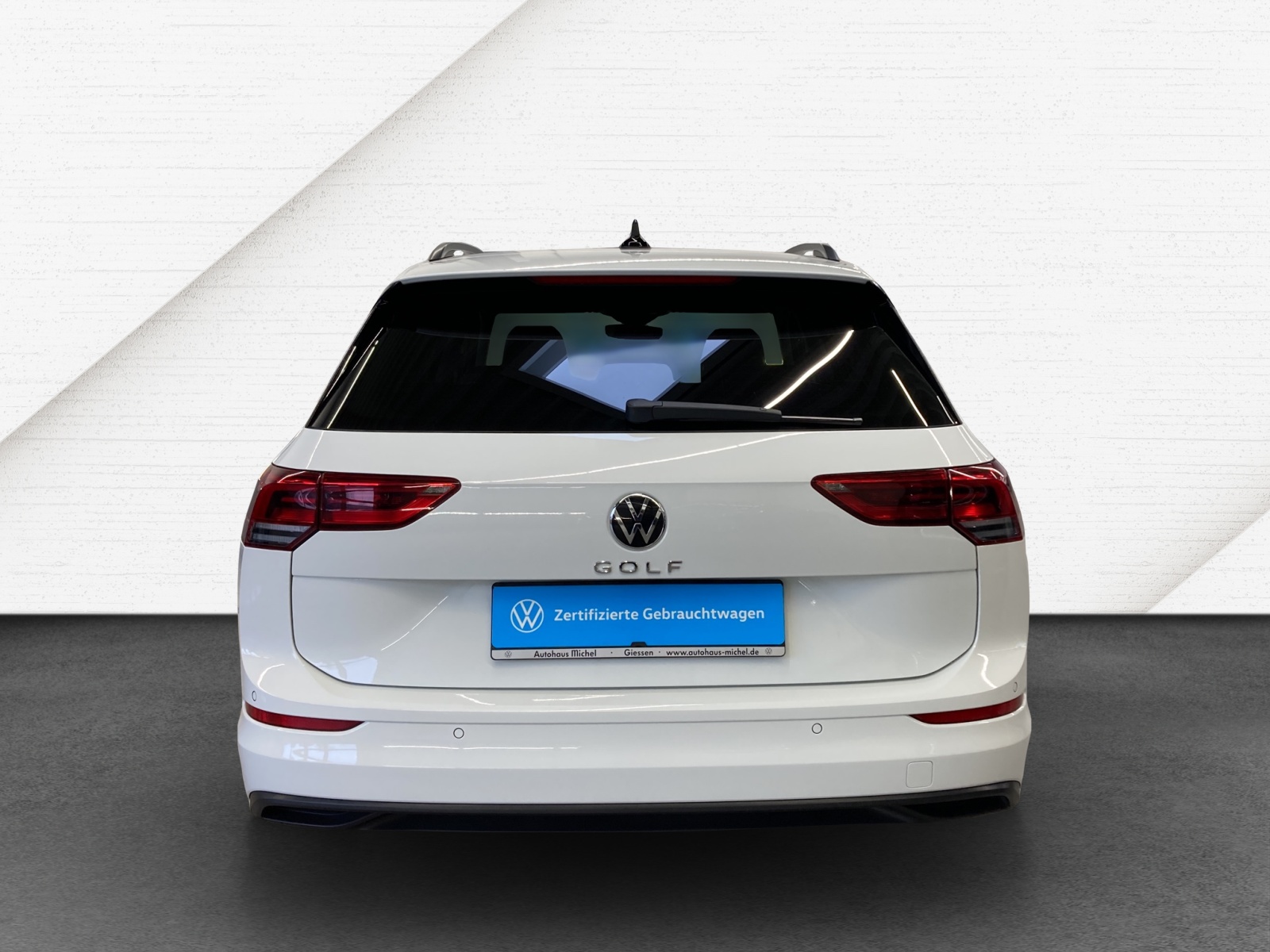 Golf 8 Variant TDI DSG Life LED AHK ACC