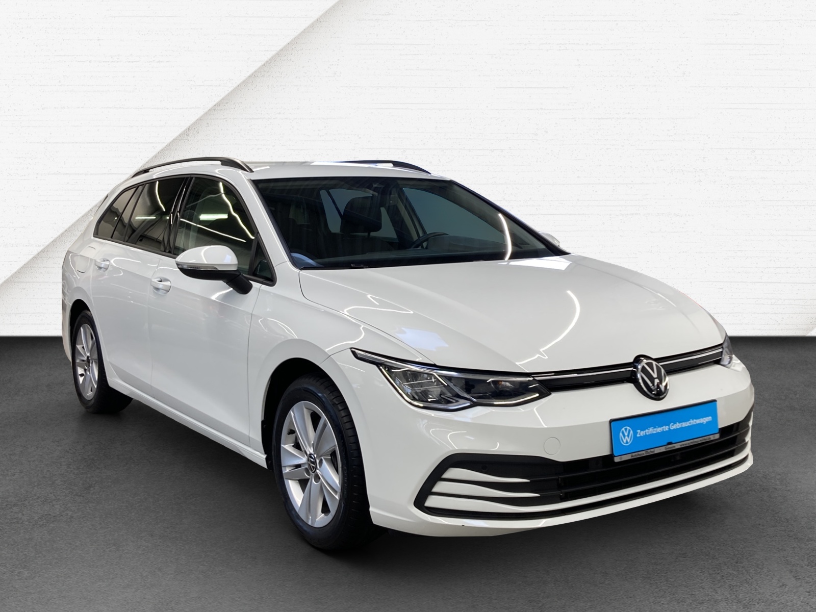 Golf 8 Variant TDI DSG Life LED AHK ACC