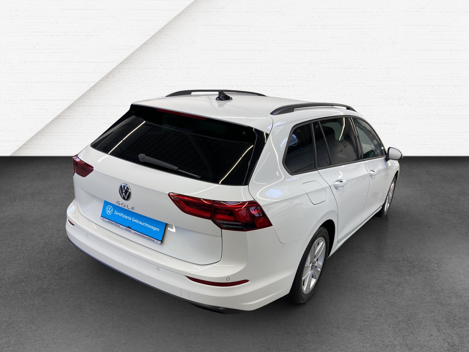 Golf 8 Variant TDI DSG Life LED AHK ACC