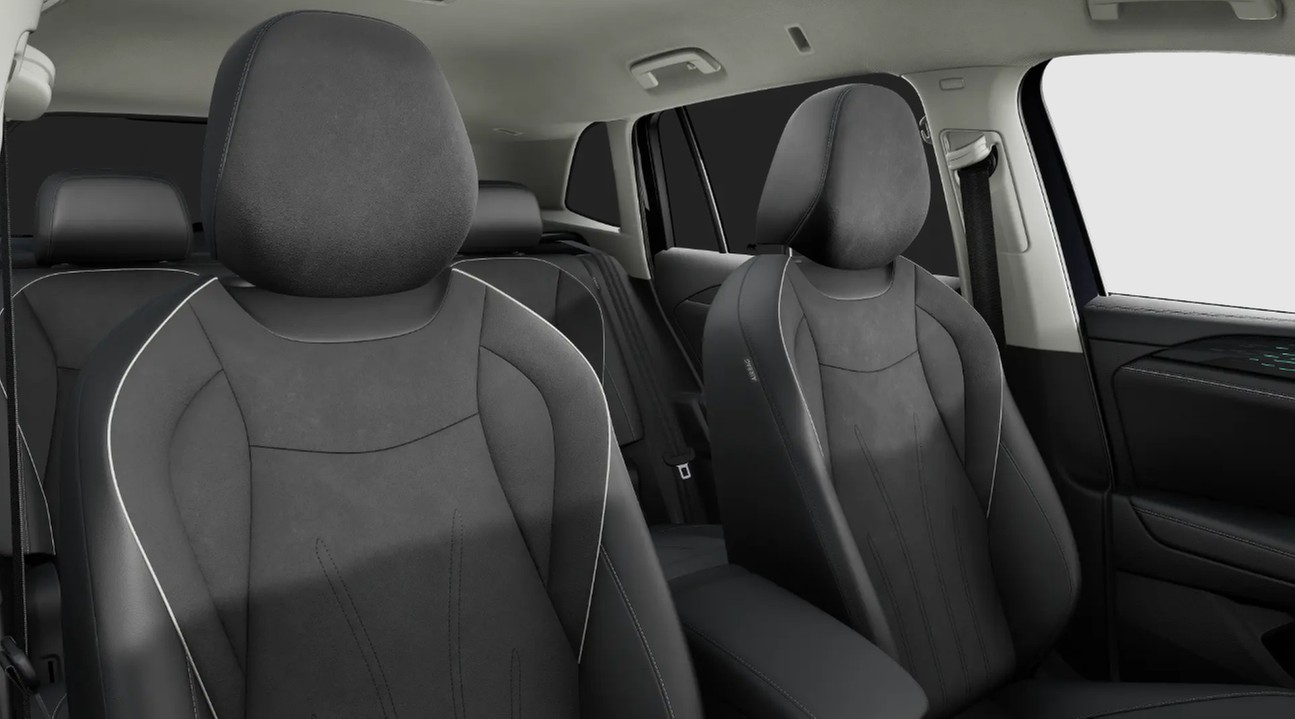 Tiguan Elegance 1.5 TSI eHybrid 110 kW/ 85 kW UPE 63025 IQ.Drive, Keyless-Access, AHK