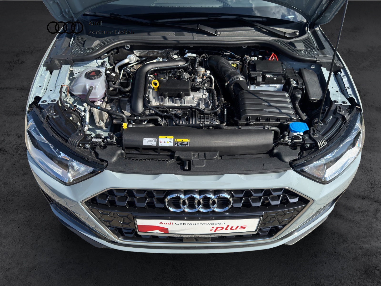 A1 Sportback 30 TFSI advanced smartphone interface