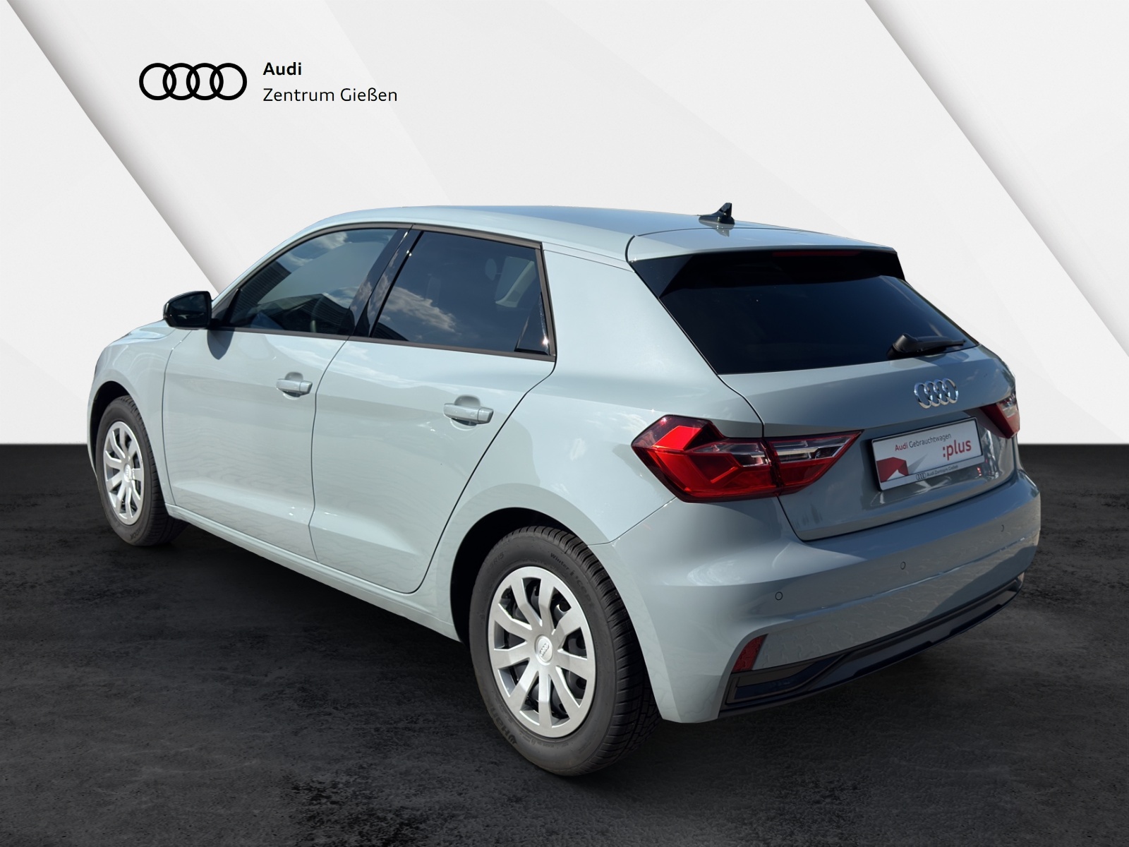 A1 Sportback 30 TFSI advanced smartphone interface