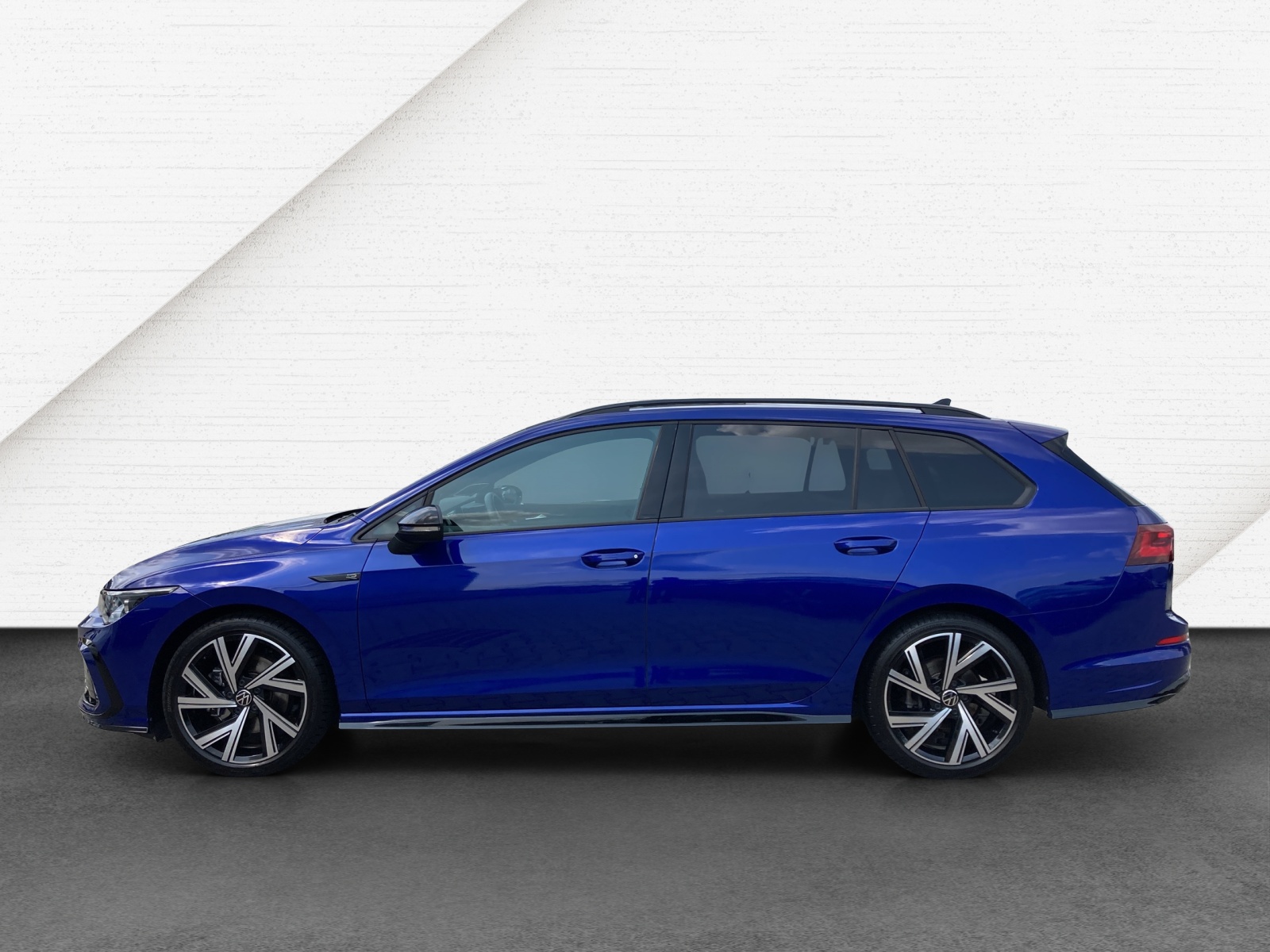 Golf 8 Variant TSI DSG R-Line 