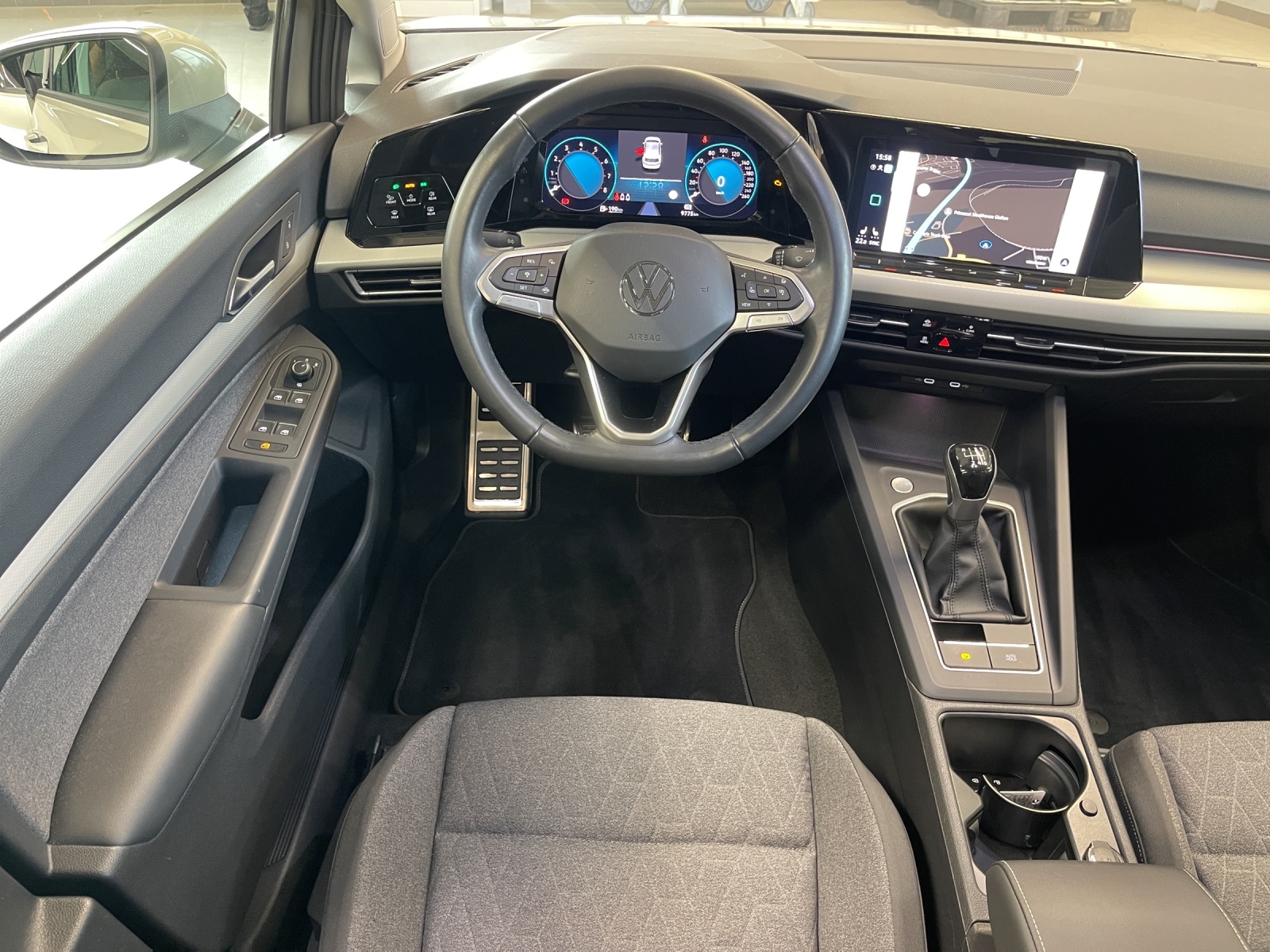 Golf VIII 1.0 TSI Move LED-Plus ACC Navi Sitzheizung