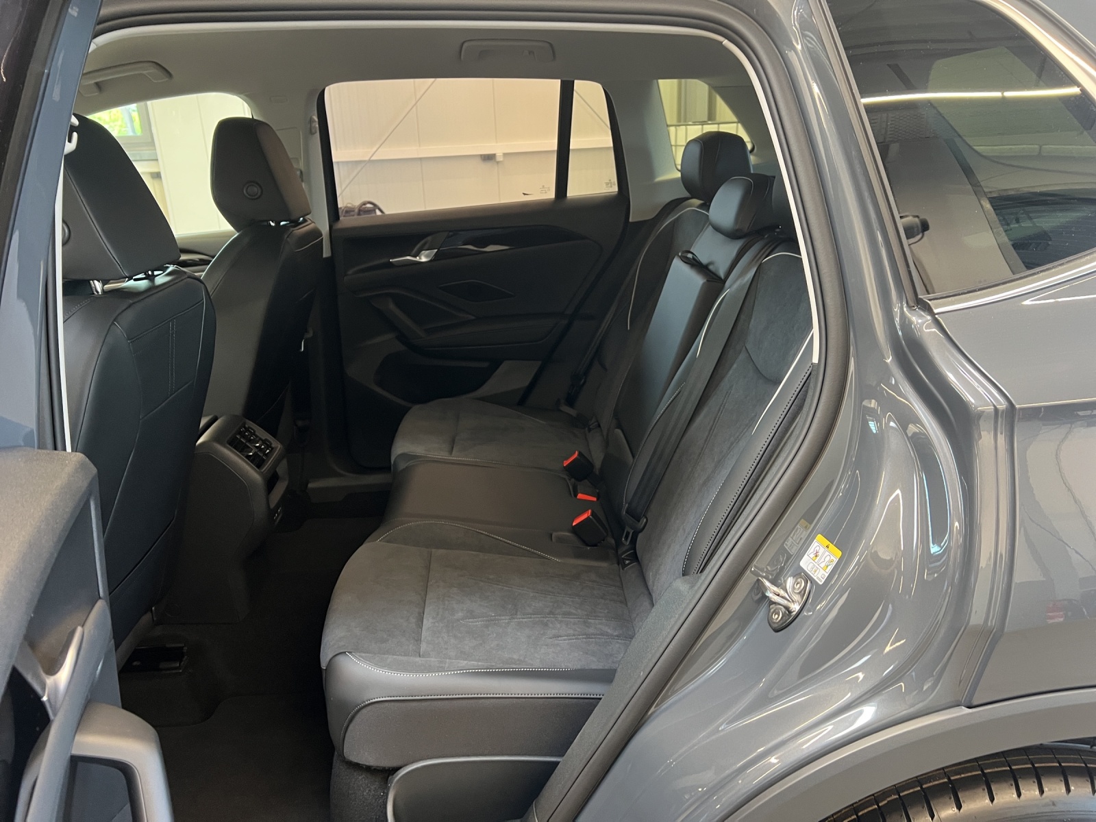 Tiguan 1.5 eTSI DSG Elegance IQ-Light TravelAssist Navi Alu-19Zoll