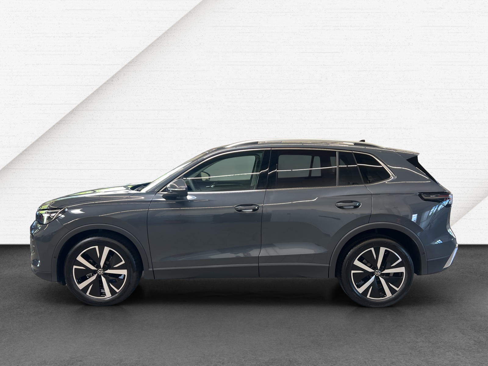 Tiguan 1.5 eTSI DSG Elegance IQ-Light TravelAssist Navi Alu-19Zoll