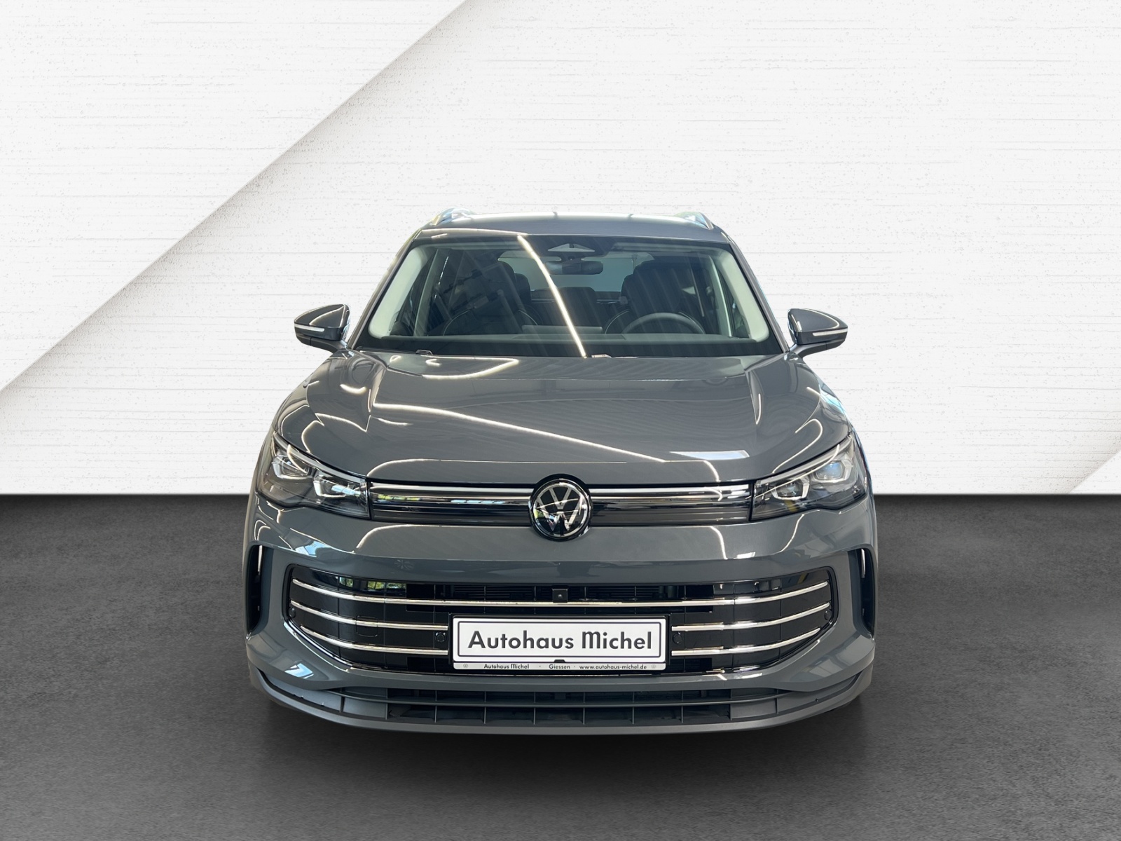 Tiguan 1.5 eTSI DSG Elegance IQ-Light TravelAssist Navi Alu-19Zoll