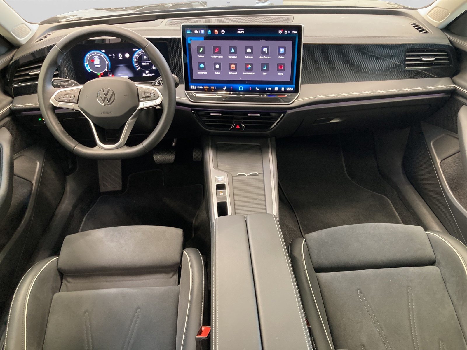 Passat Variant TDI DSG Business HeadUp DCCpro Ergositz Navi