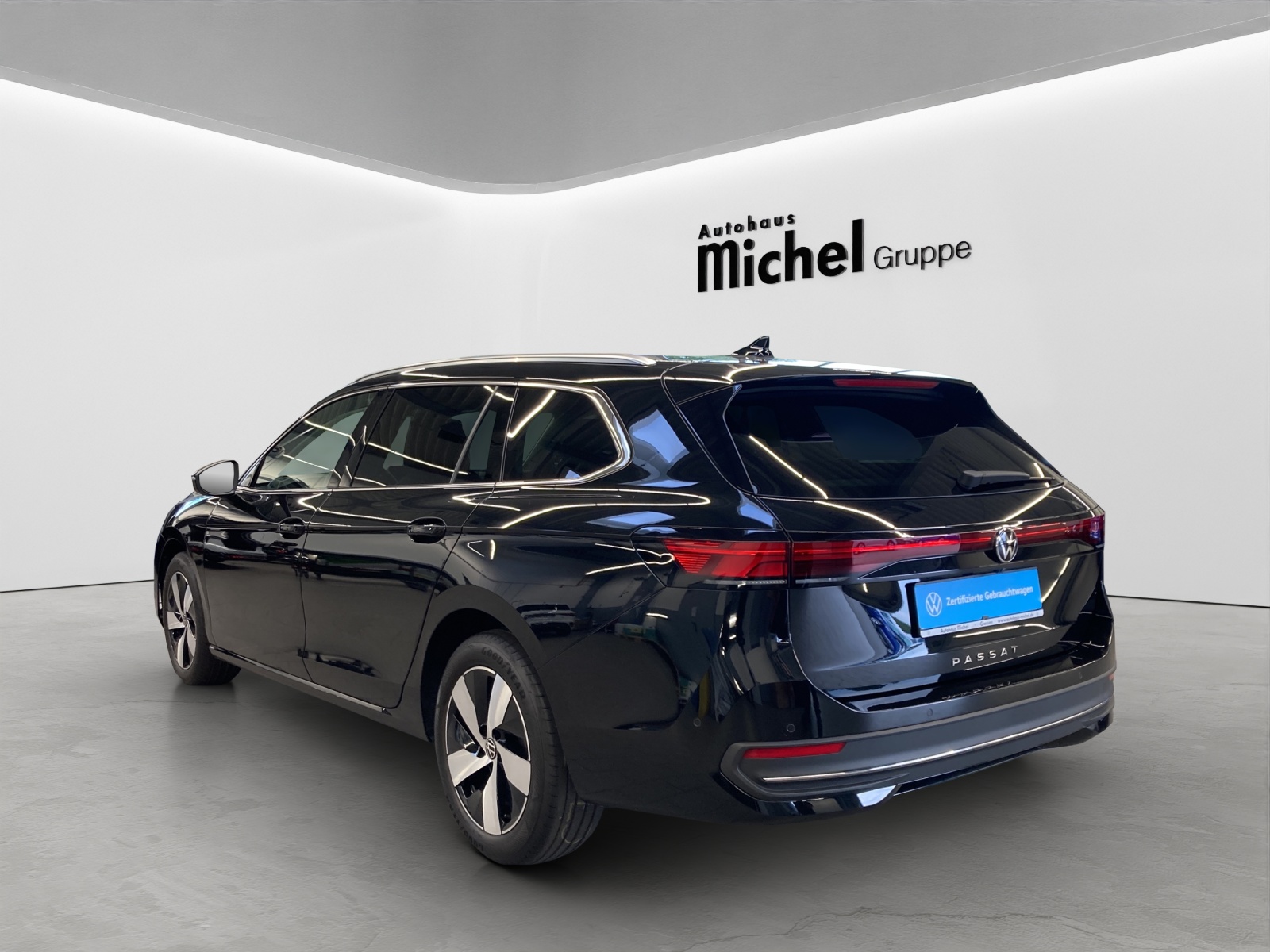 Passat Variant TDI DSG Business HeadUp DCCpro Ergositz Navi