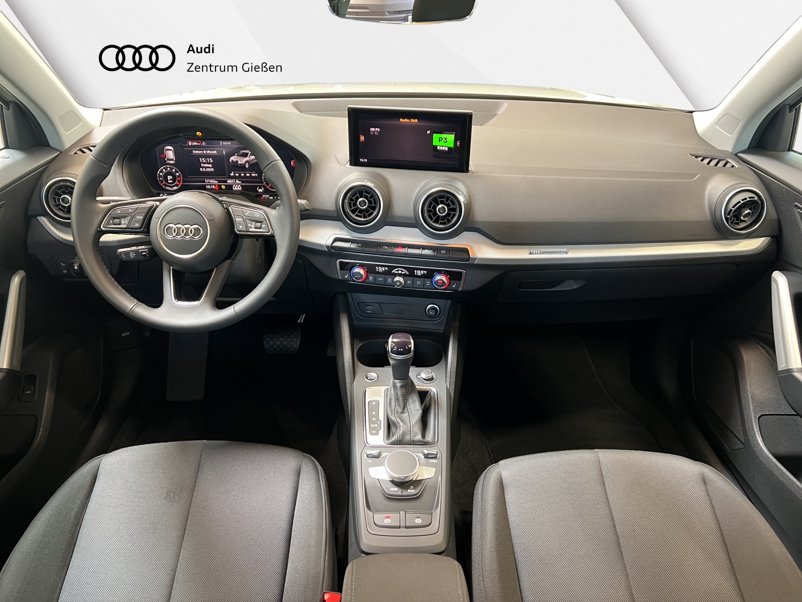 Q2 35 TFSI S tronic advanced MATRIX-LED ACC Kamera