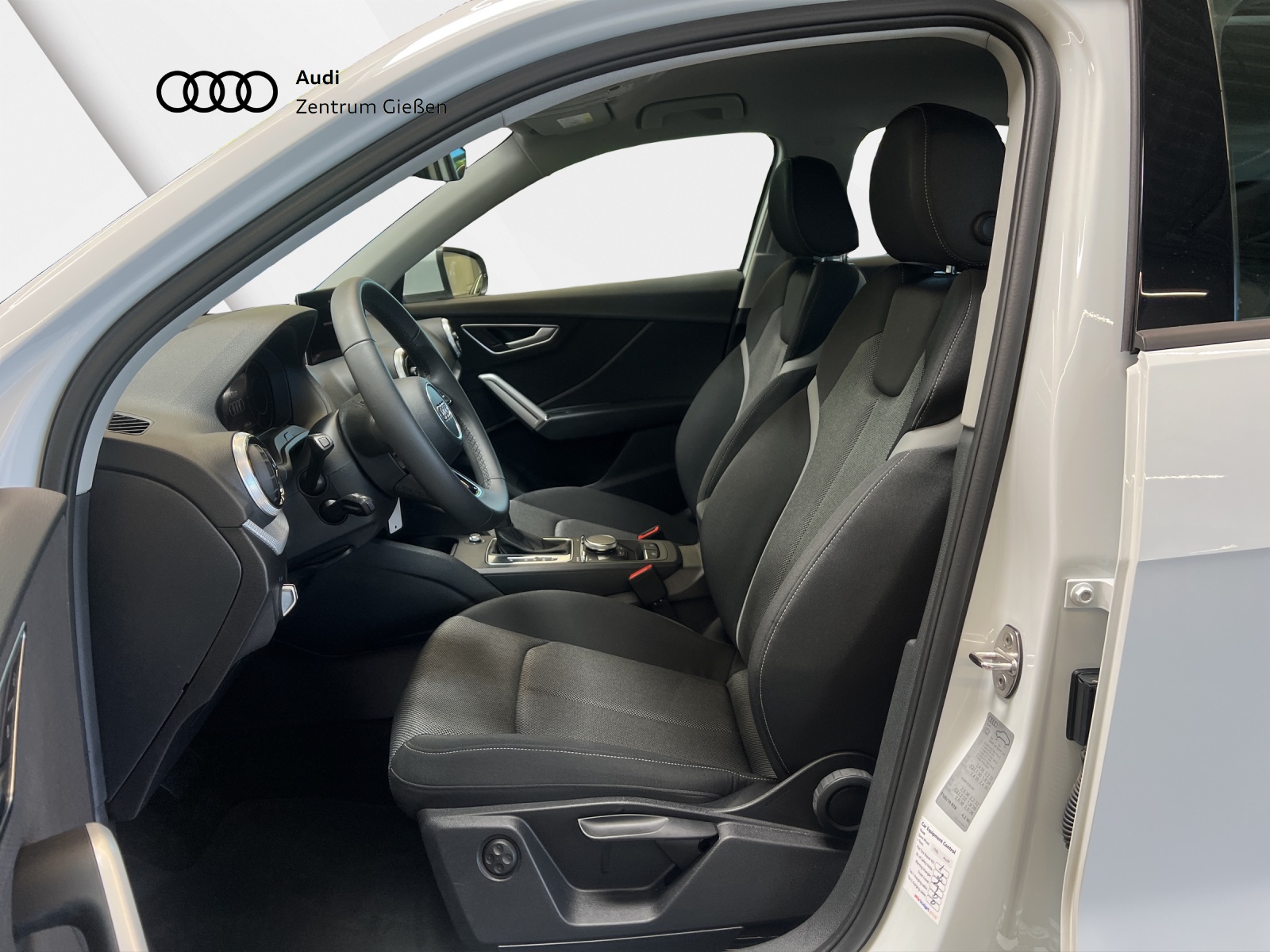 Q2 35 TFSI S tronic S line Assistenzpaket Kamera