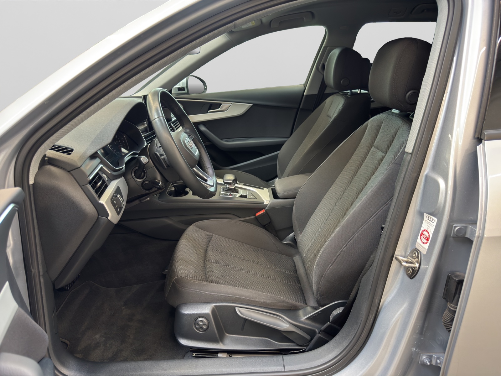 A4 Avant 35 TFSI S tronic advanced Assistenzpakete