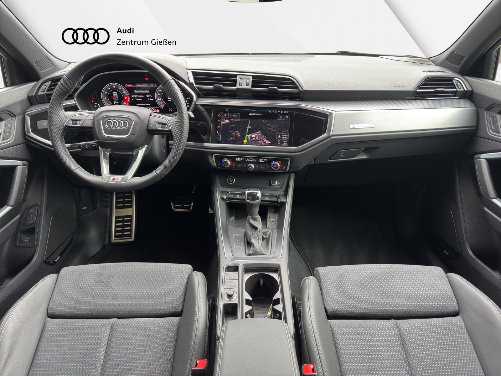 Q3 Sportback 45 TFSI quattro S line Black MATRIX PANO AHK SONOS