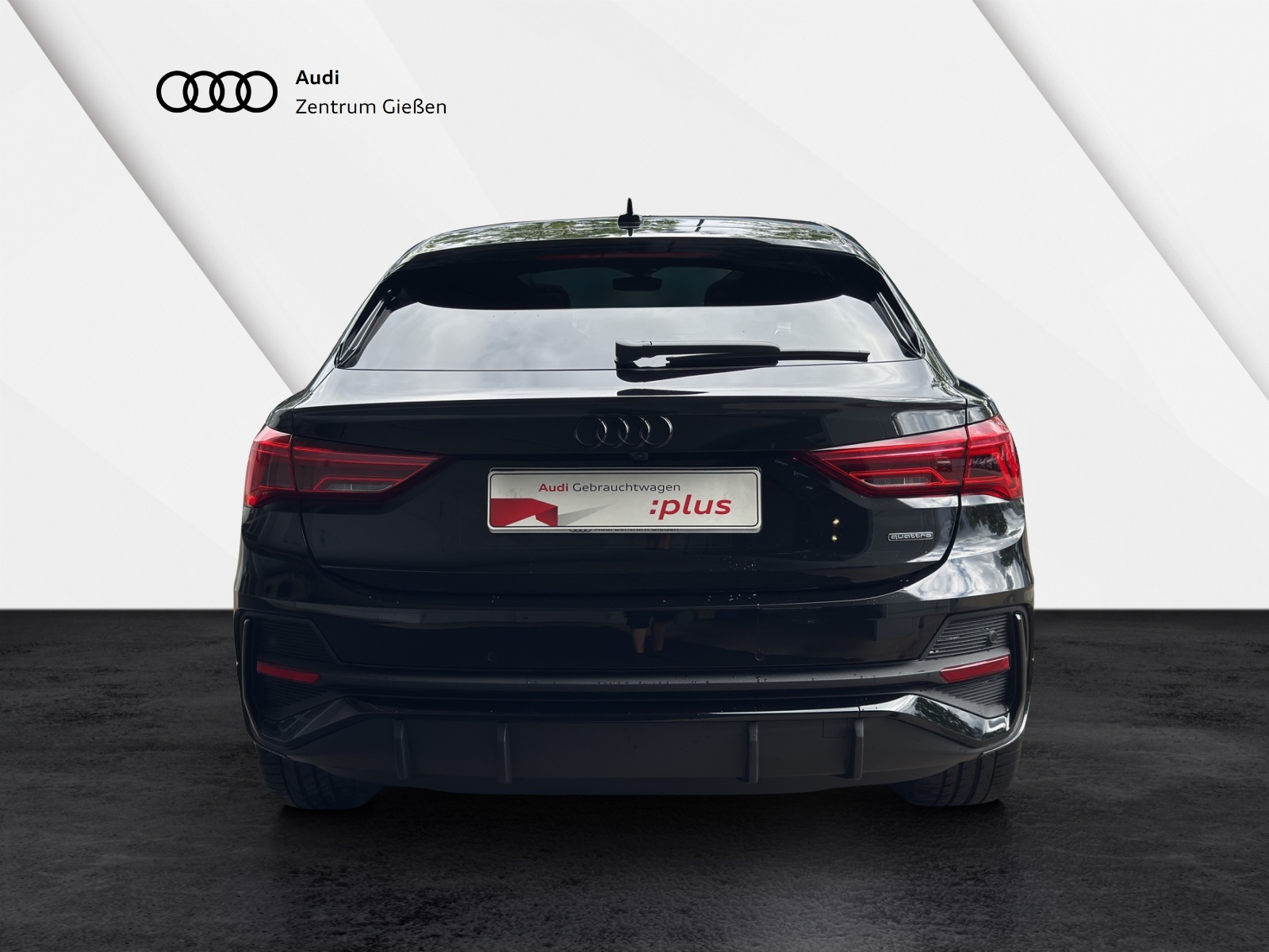 Q3 Sportback 45 TFSI quattro S line Black MATRIX PANO AHK SONOS