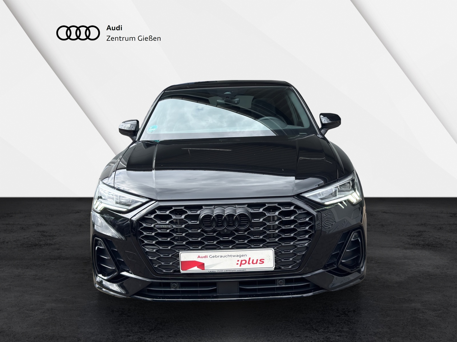 Q3 Sportback 45 TFSI quattro S line Black MATRIX PANO AHK SONOS