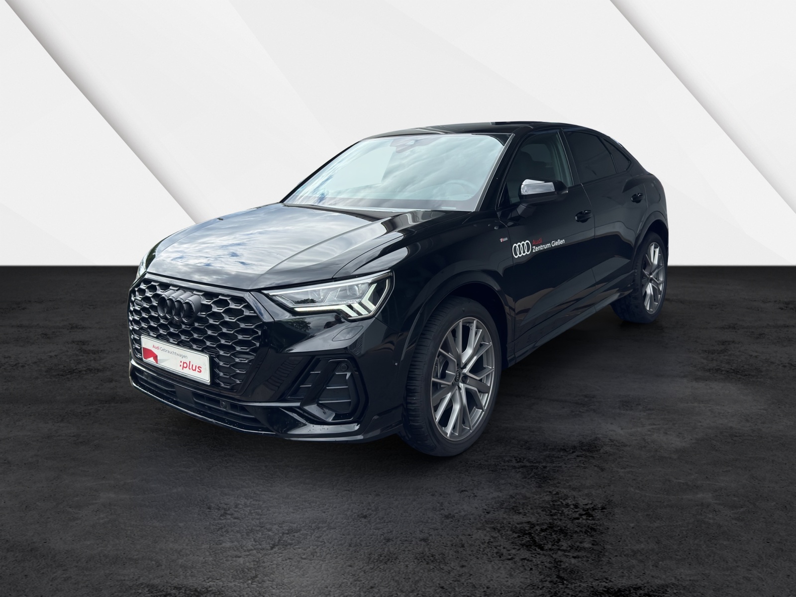 Q3 Sportback 45 TFSI quattro S line Black MATRIX PANO AHK SONOS