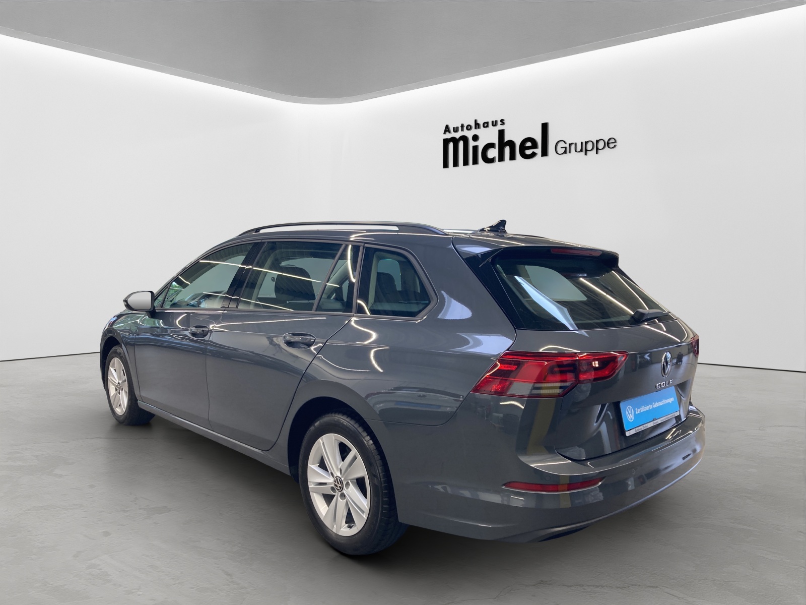 Golf 8 Variant TDI Life LED Navi TravelAssist Kamera