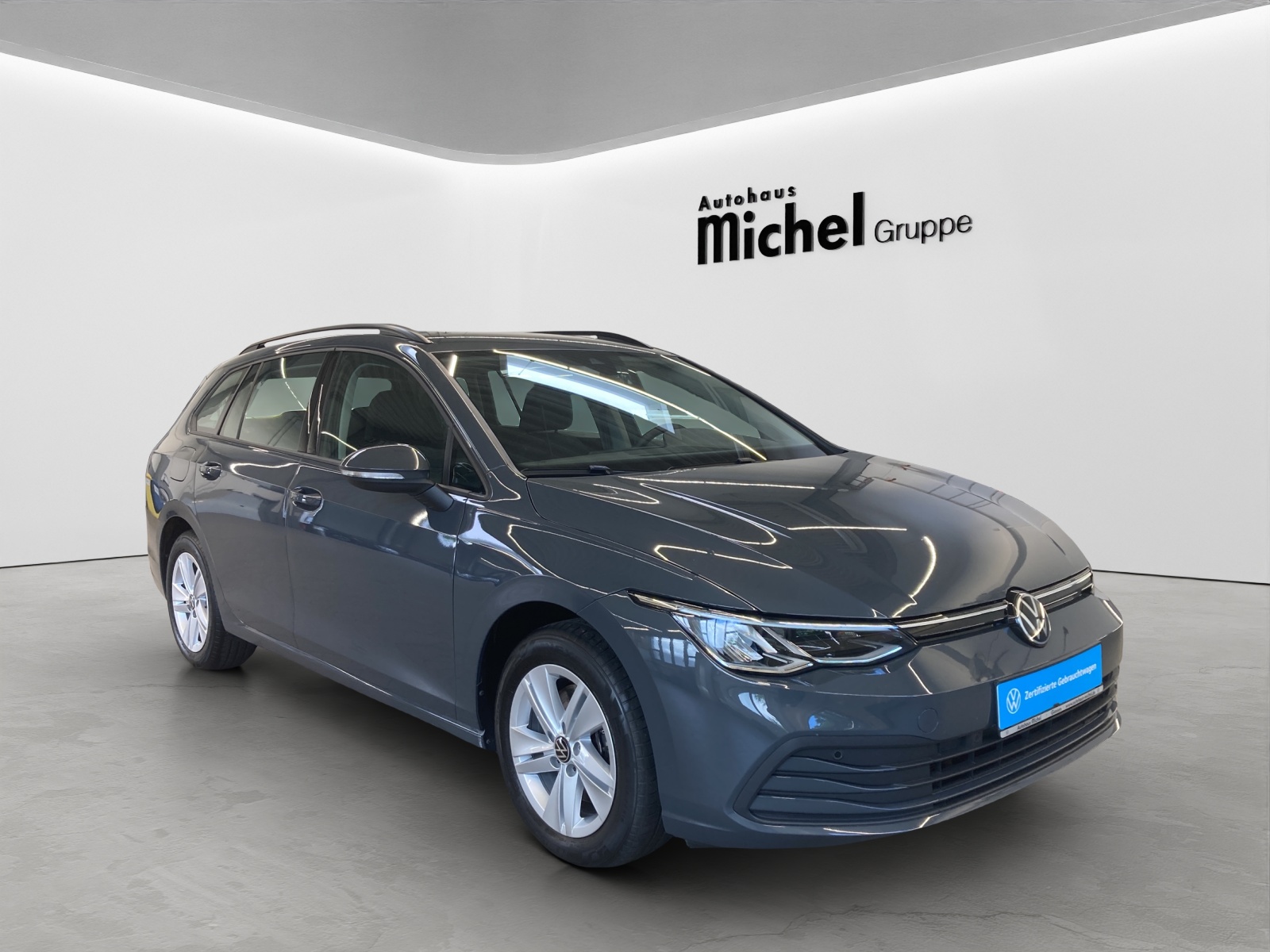 Golf 8 Variant TDI Life LED Navi TravelAssist Kamera
