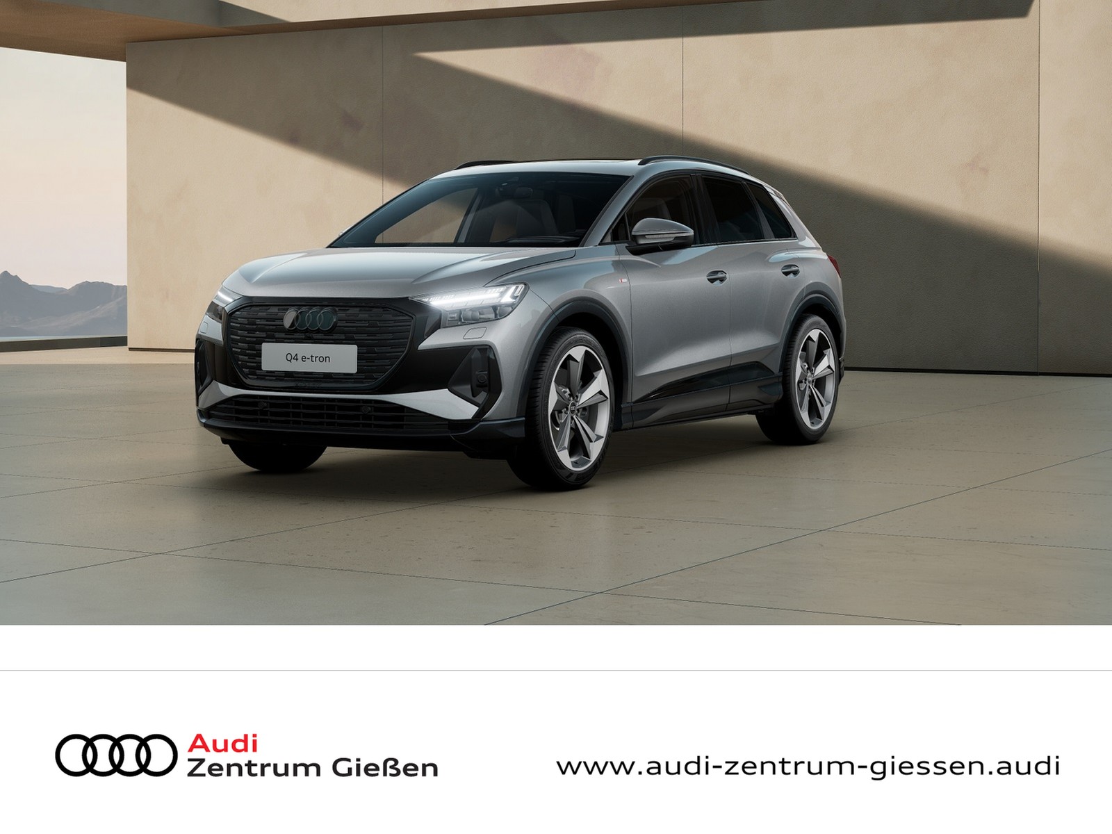 Q4 40 e-tron 150 kW UPE 66190 AHK, Pano, Optikpaket schwarz plus, MATRIX, S line MMI pro