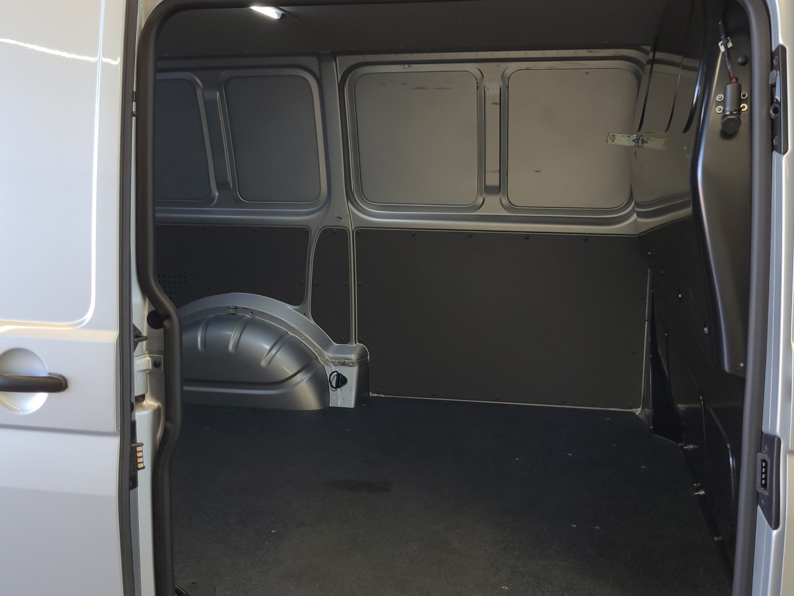 T6 Transporter Kasten 6.1 TDI Standh.Klima Navi GRA