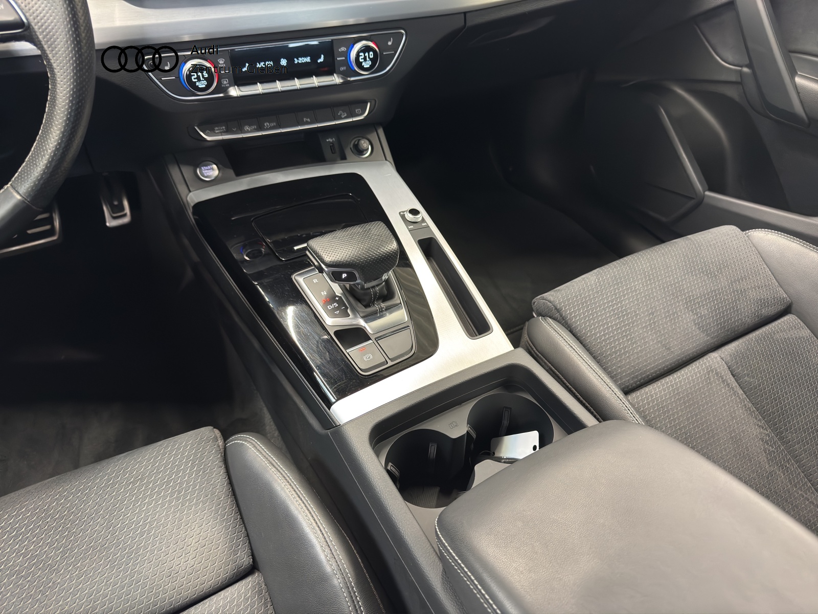 Q5 40 TDI quattro S line AHK LED Navi