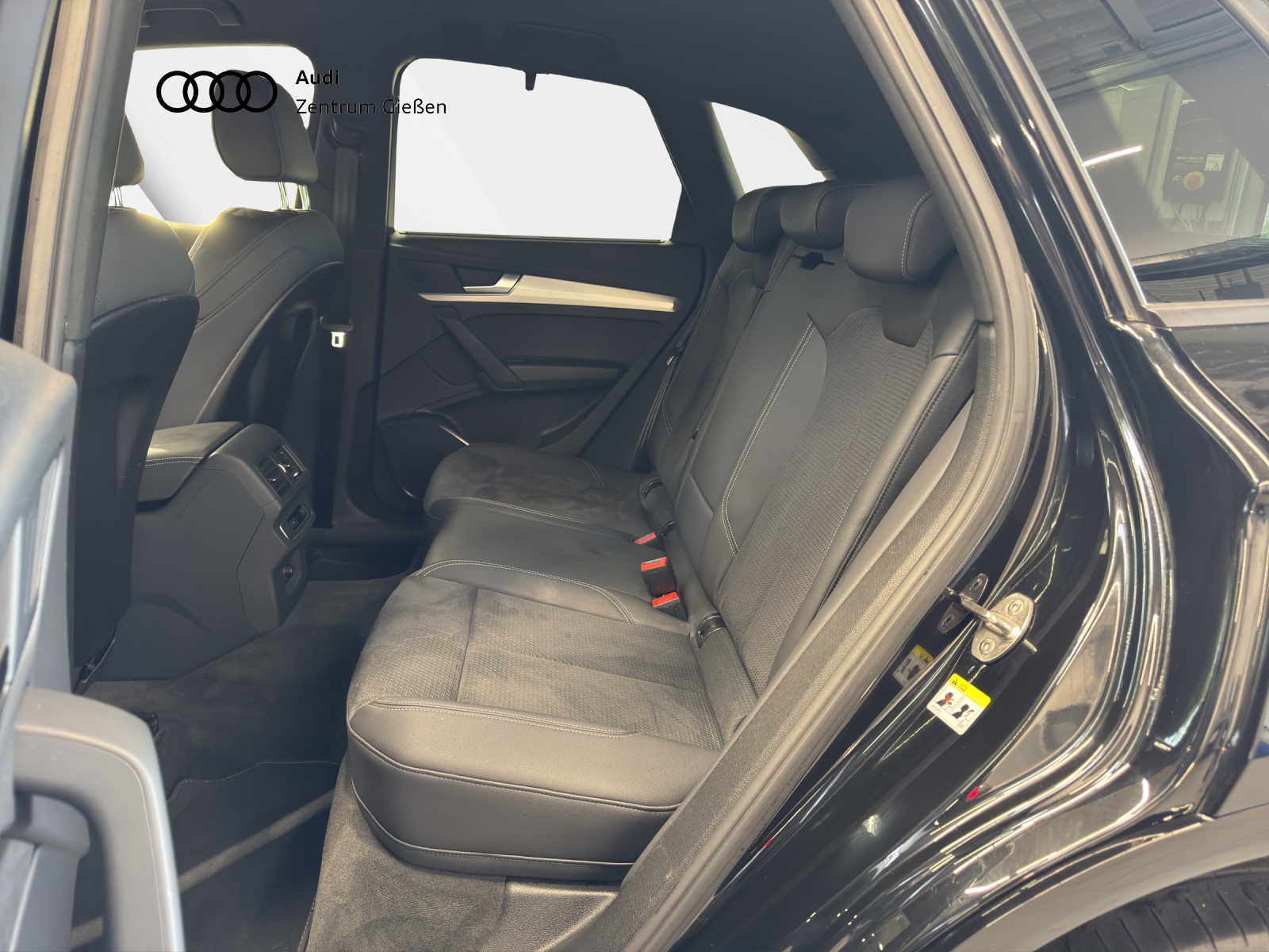 Q5 40 TDI quattro S line AHK LED Navi