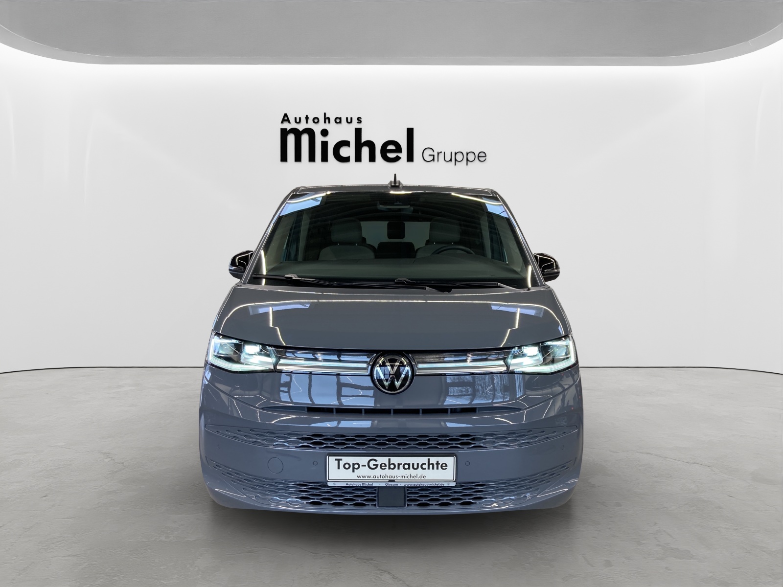 T7 Multivan Style 2.0 TDI DSG LÜ AHK IQ Navi Pano AGR Sitze 7 Sitze