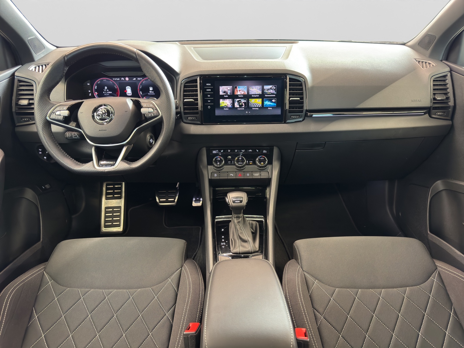 Karoq TSI DSG 4x4 Sportline Pano CANTON Matrix-LED Kamera