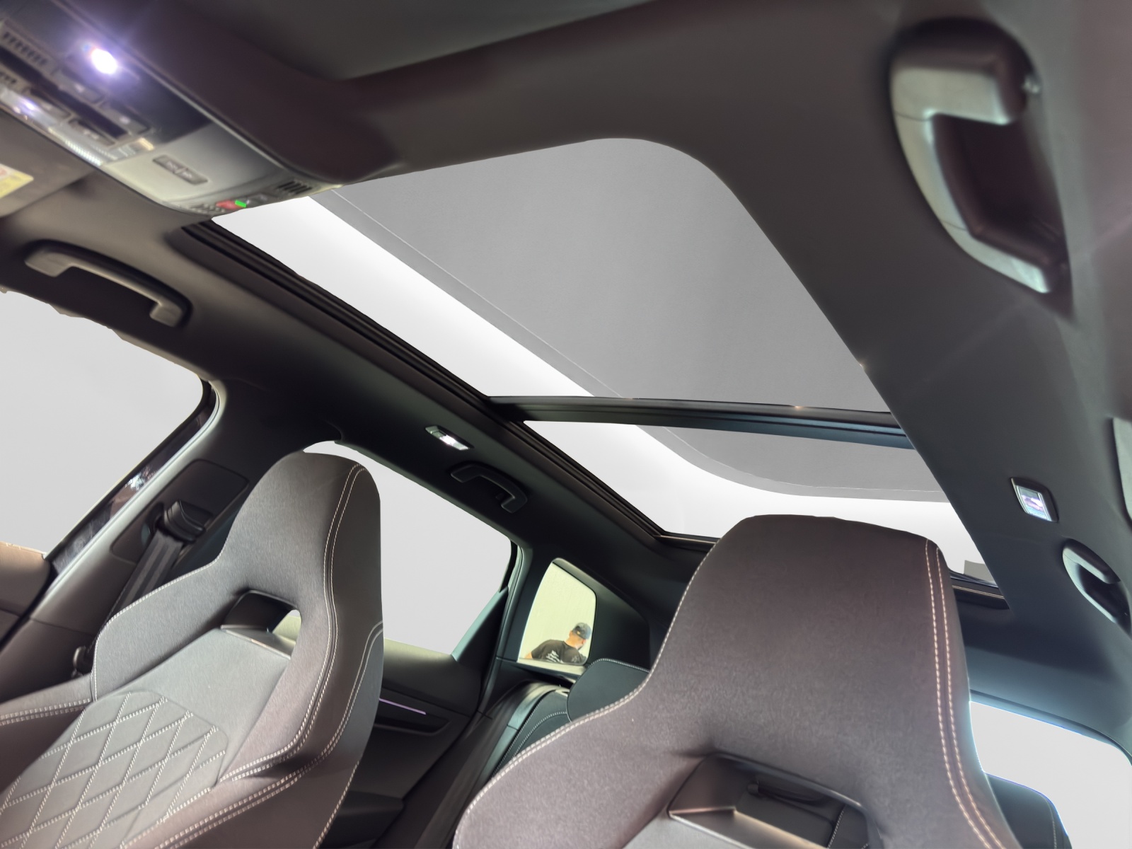 Karoq TSI DSG 4x4 Sportline Pano CANTON Matrix-LED Kamera