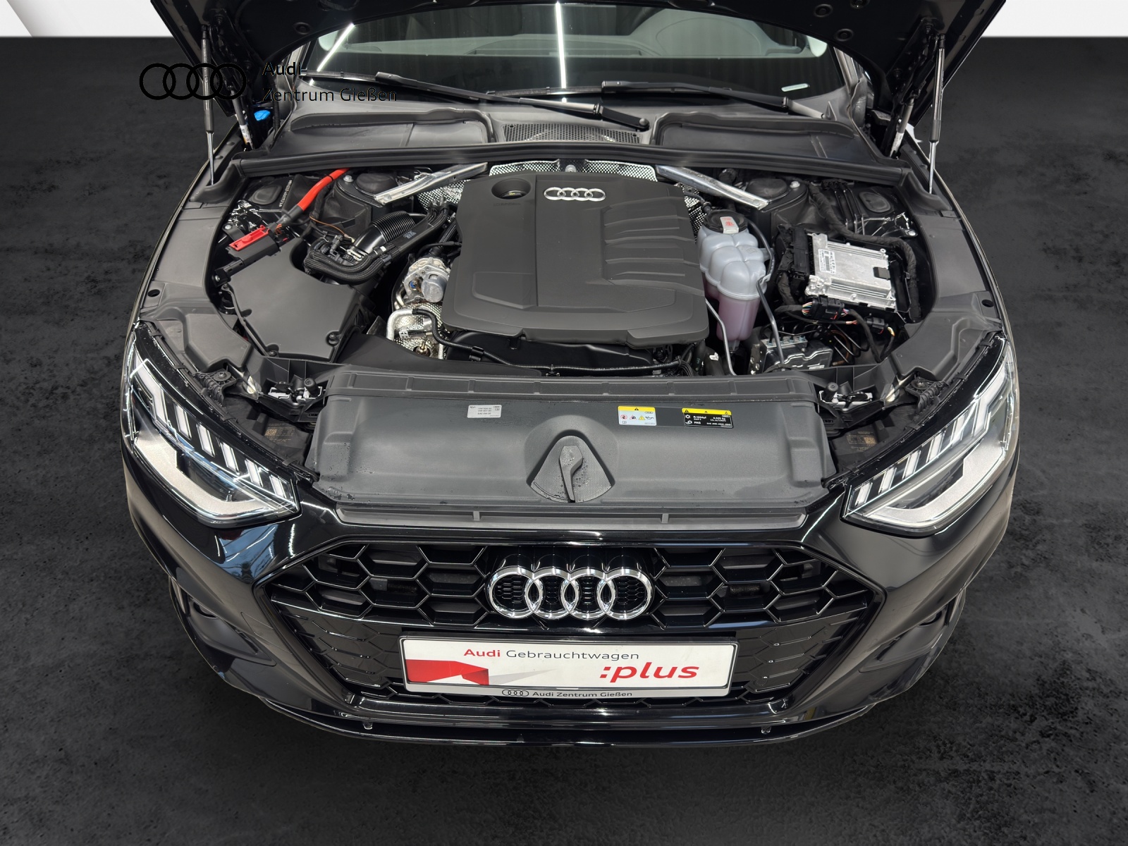 A4 Avant 40 TDI S-tronic S line Black Pano Navi