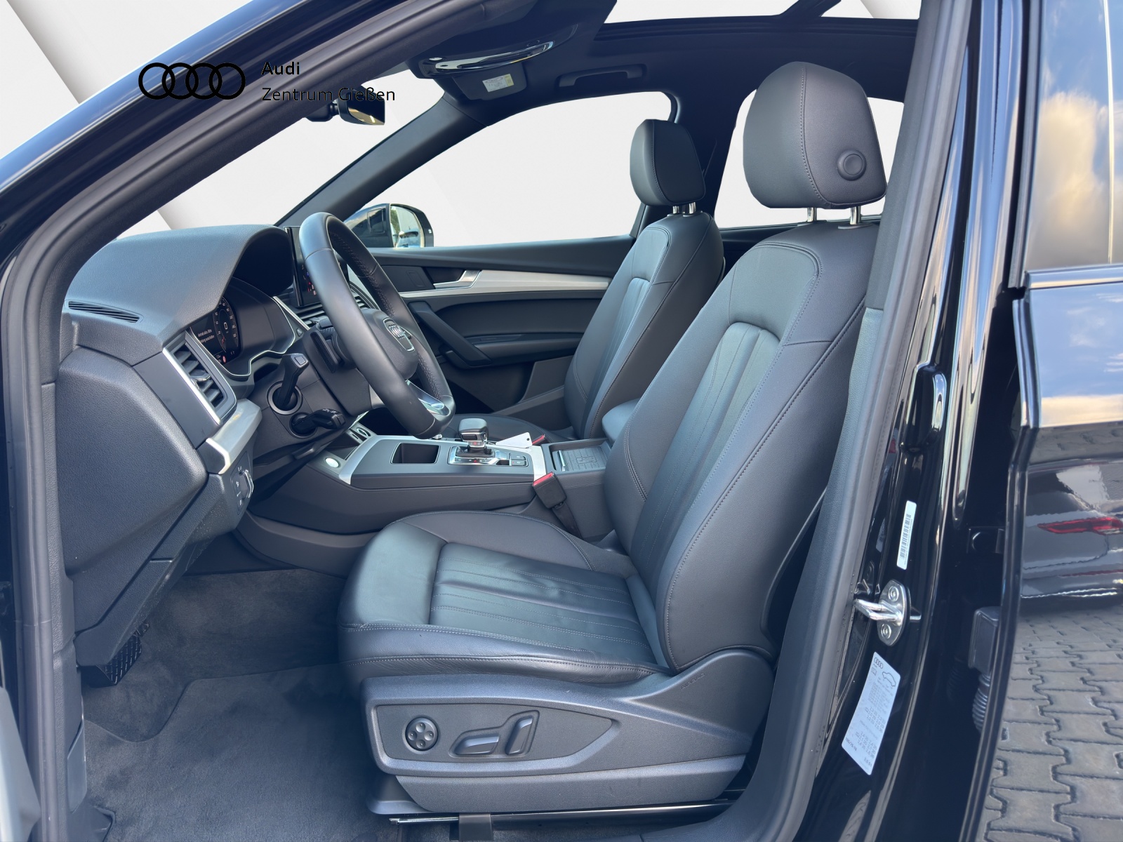 Q5 Sportback 40 TFSI quattro advanced black MATRIX PANO AHK 360°Kamera