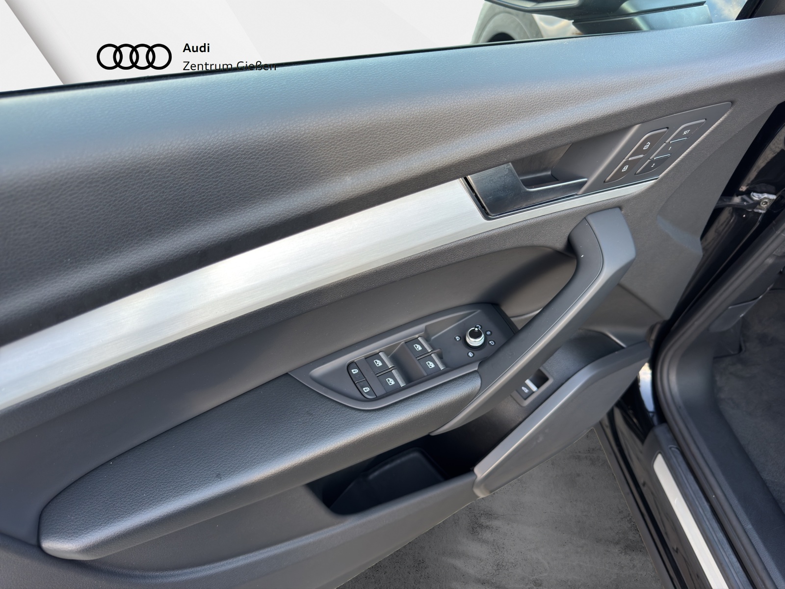 Q5 Sportback 40 TFSI quattro advanced black MATRIX PANO AHK 360°Kamera