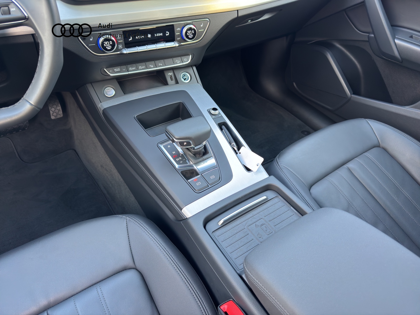 Q5 Sportback 40 TFSI quattro advanced black MATRIX PANO AHK 360°Kamera