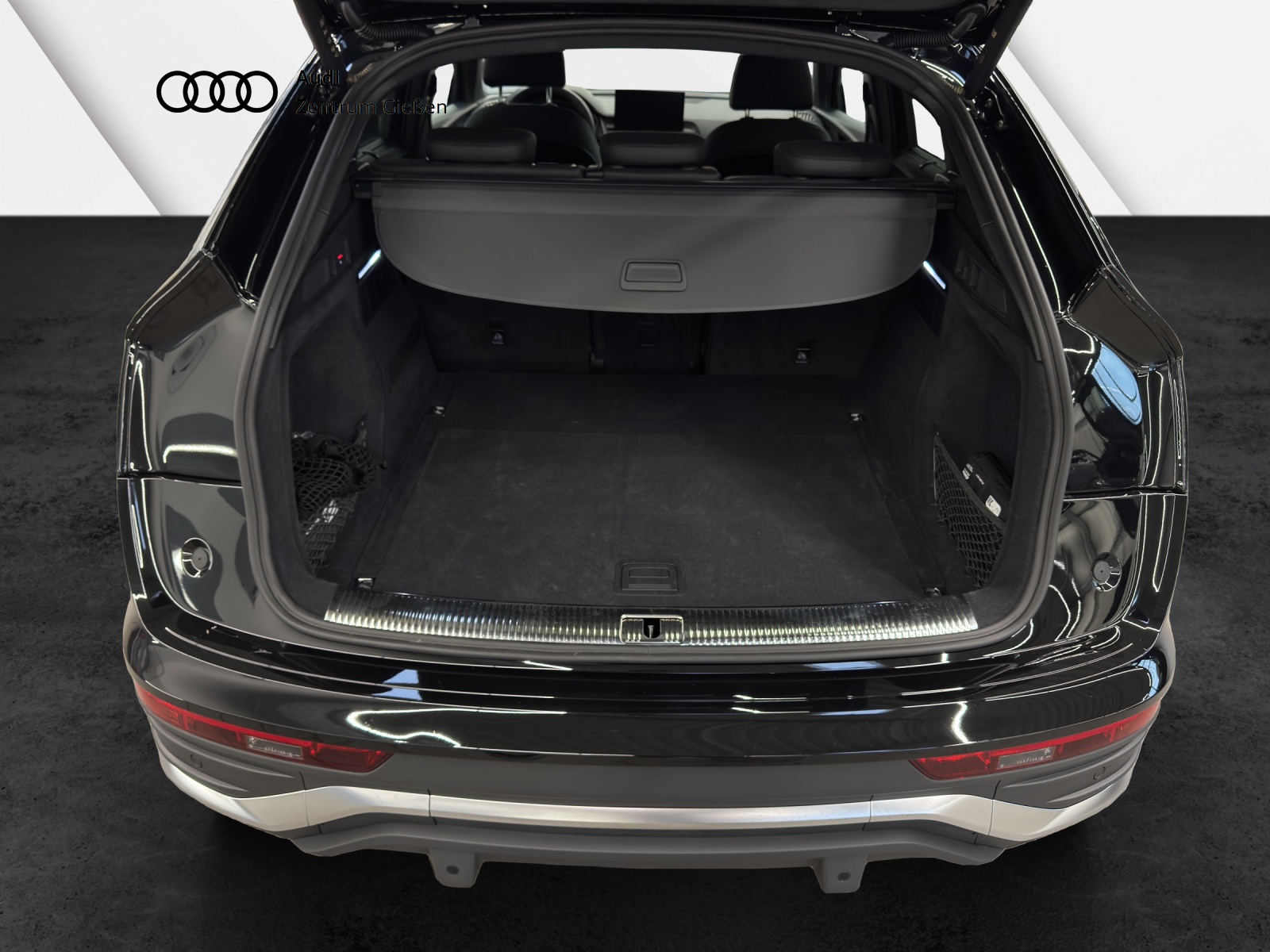 Q5 Sportback 40 TDI quattro S line PANO MATRIX AHK 360°Kamera