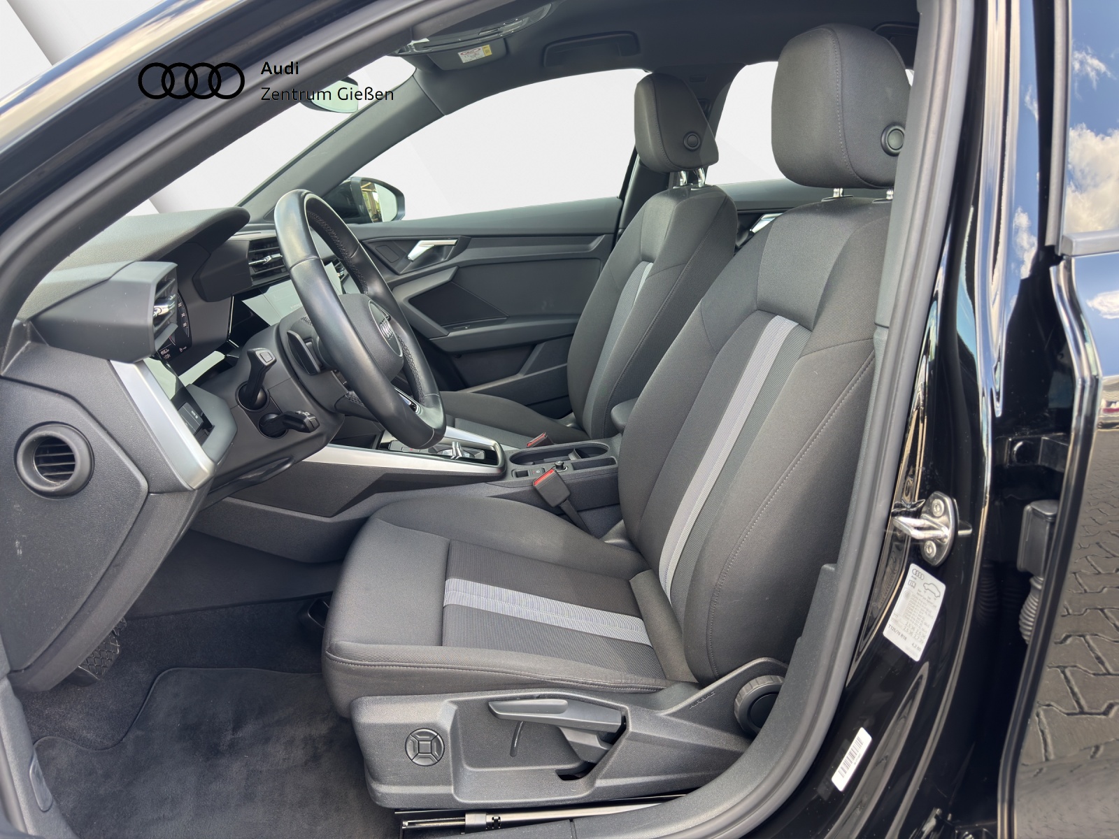 A3 Limousine 30 TFSI S-tronic advanced MMI Navi Plus Businesspaket 