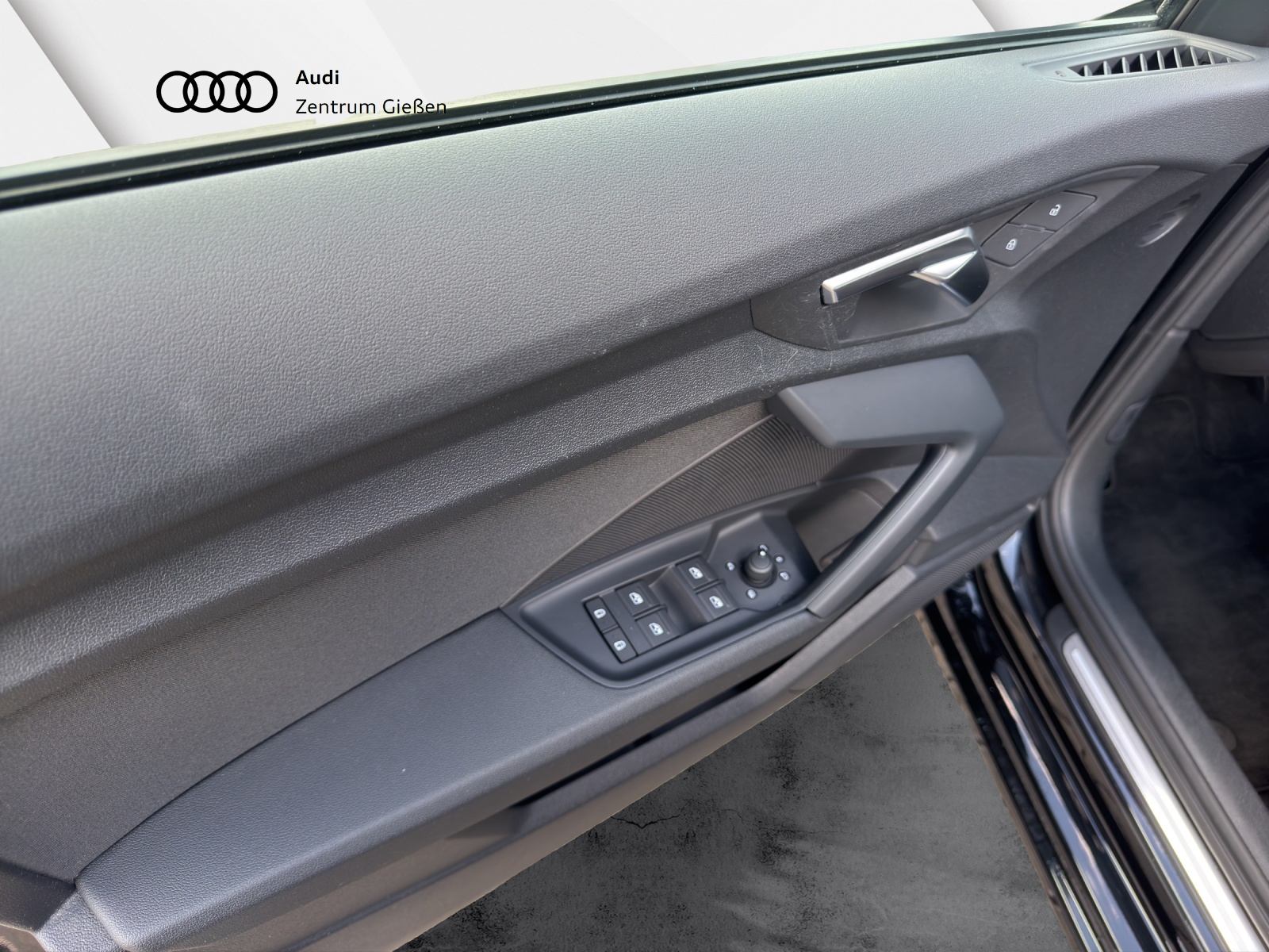 A3 Limousine 30 TFSI S-tronic advanced MMI Navi Plus Businesspaket 