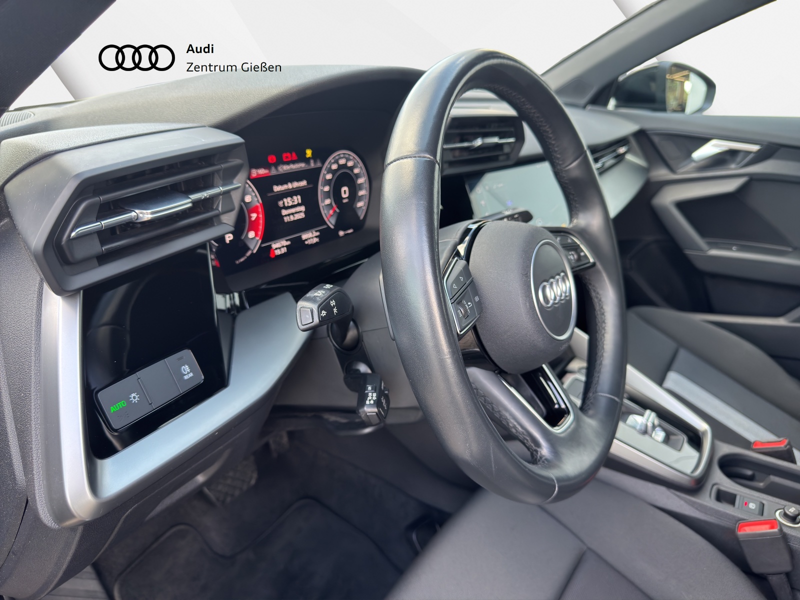 A3 Limousine 30 TFSI S-tronic advanced MMI Navi Plus Businesspaket 