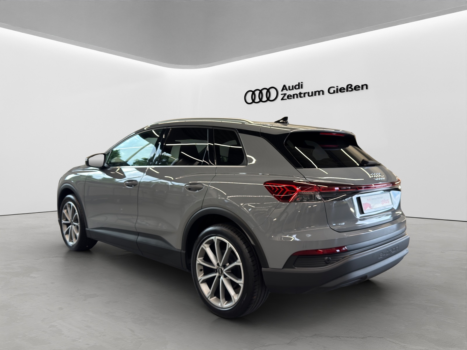 Q4 e-tron 40 AHK Navi Rückfahramera ACC