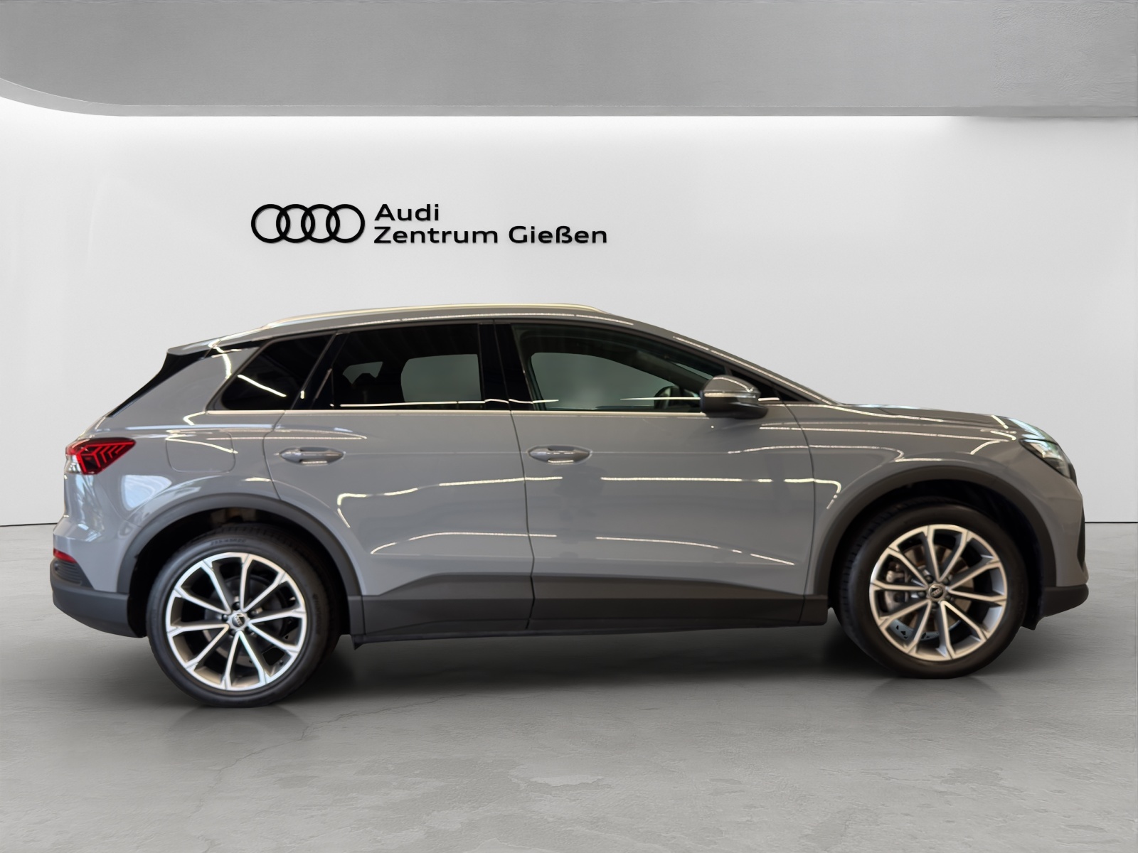 Q4 e-tron 40 AHK Navi Rückfahramera ACC
