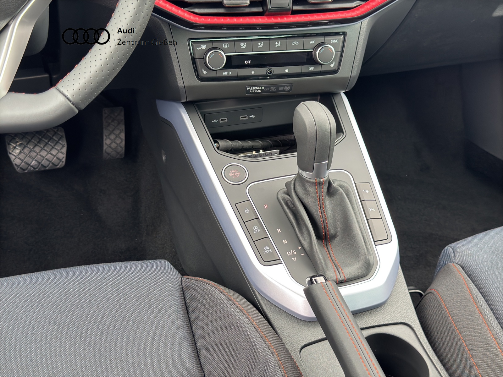 Arona 1.0 TSI DSG FR LED ACC Kamera Vision Plus & Sentinel