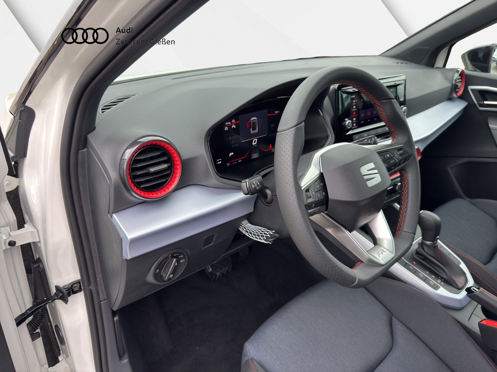 Arona 1.0 TSI DSG FR LED ACC Kamera Vision Plus & Sentinel