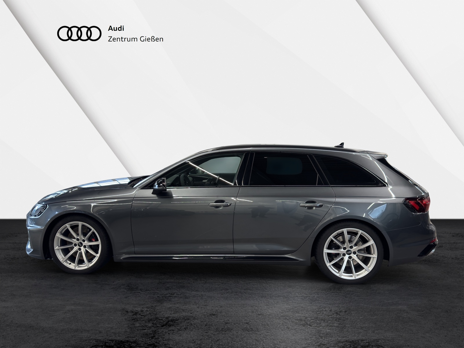 RS 4 Avant 2.9 TFSI quattro Black B&O Matrix Assistenzpaket