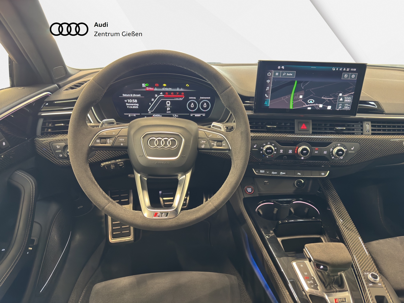 RS 4 Avant 2.9 TFSI quattro Black B&O Matrix Assistenzpaket