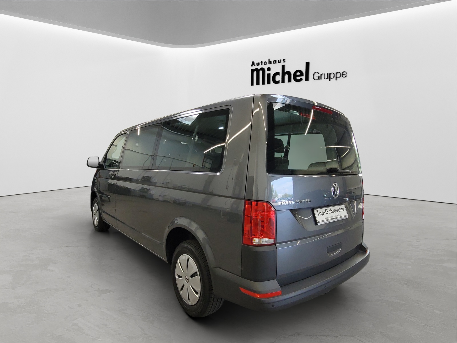 T6 Transporter Kombi 6.1 TDI DSG LR 9 Sitzer Navi Doppelklima PDC Kamera