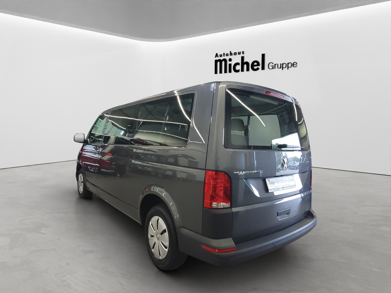 T6 Transporter Kombi 6.1 TDI DSG LR 9 Sitzer Navi Doppelklima PDC Kamera