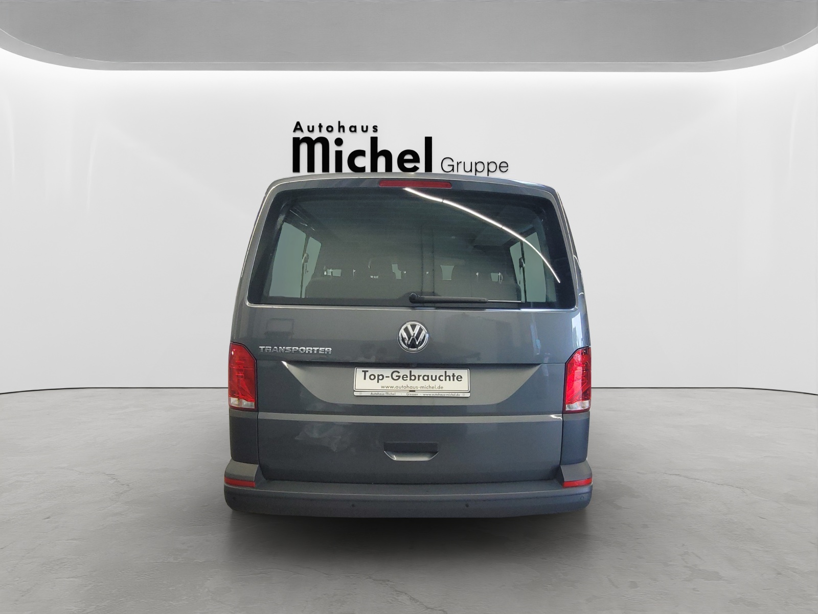 T6 Transporter Kombi 6.1 TDI DSG LR 9 Sitzer Navi Doppelklima PDC Kamera
