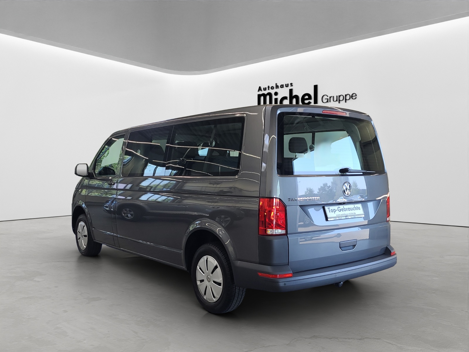 T6 Transporter Kombi 6.1 TDI DSG LR 9 Sitzer Navi Doppelklima PDC Kamera