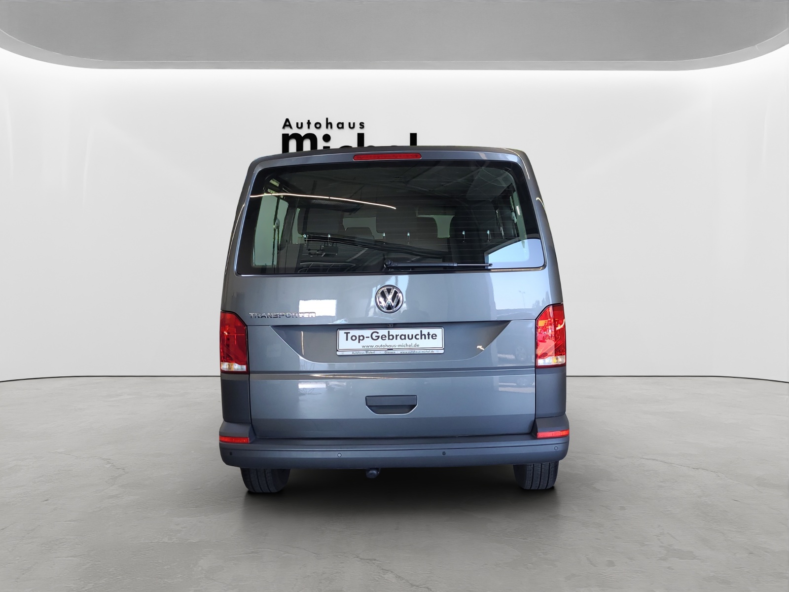 T6 Transporter Kombi 6.1 TDI DSG LR 9 Sitzer Navi Doppelklima PDC Kamera
