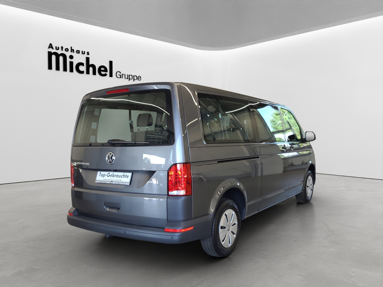 T6 Transporter Kombi 6.1 TDI DSG LR 9 Sitzer Navi Doppelklima PDC Kamera