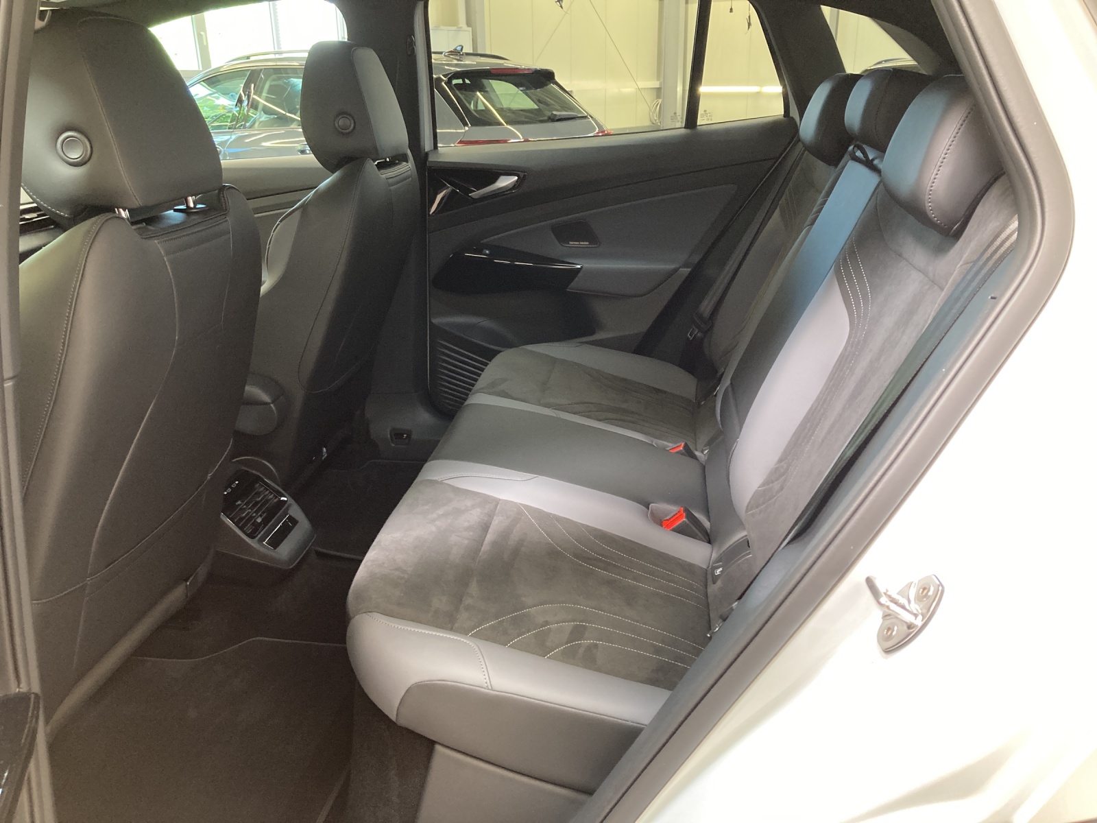 ID.4 Pro 210kw Infotainment-Paket 612,-  mtl. ohne Anzahlung